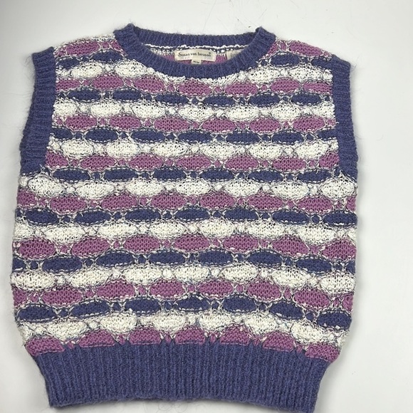 Vintage Susan Van Heusen Sleeveless Vest - Picture 2 of 7